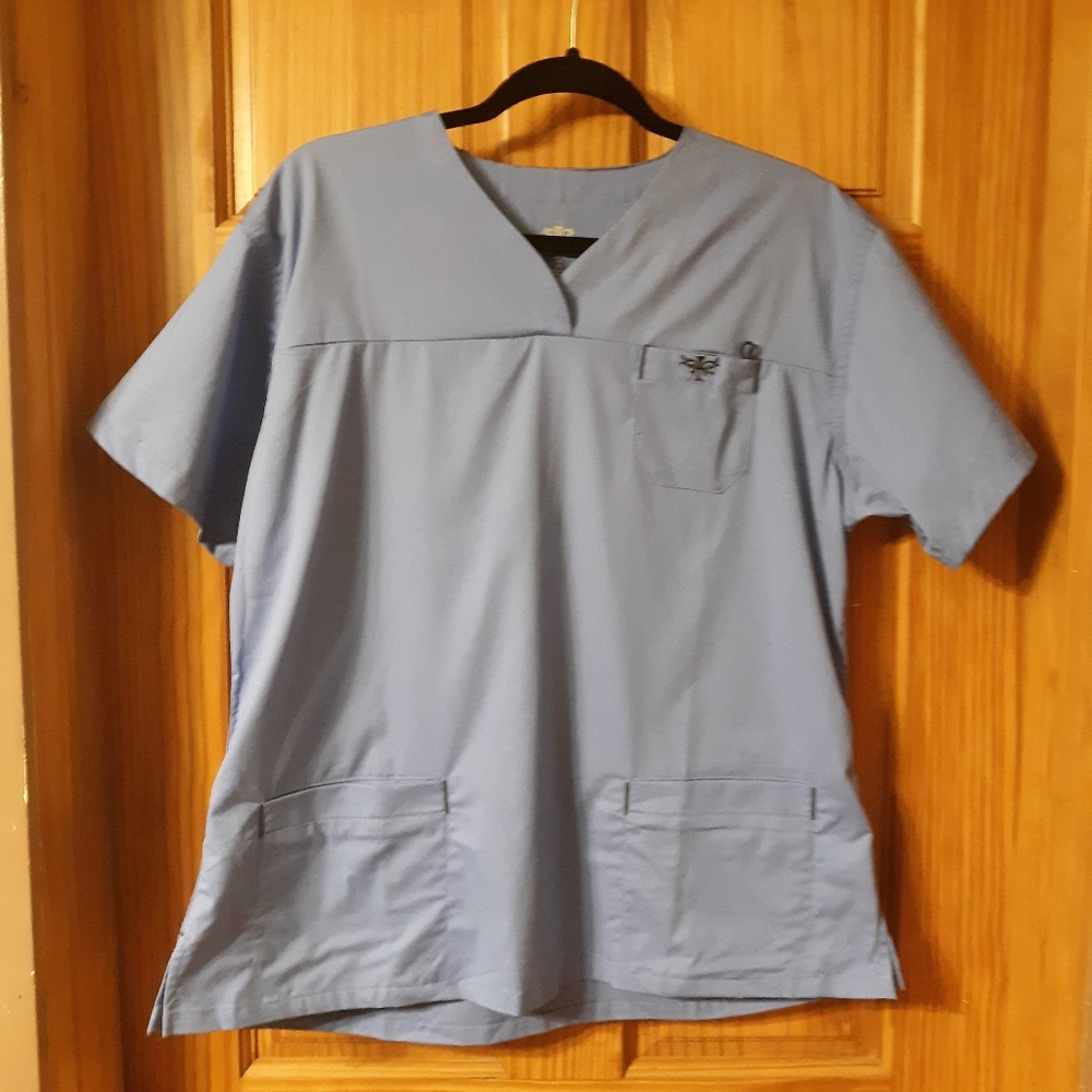 Scrub top